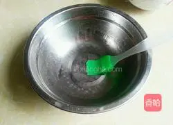 Illustration of how to make corn cake 8