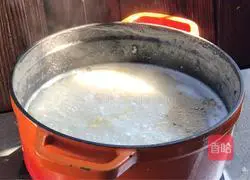 Lotus root lean meat porridge recipe 12