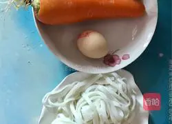 Illustration of how to make fried rice noodles with eggs 1