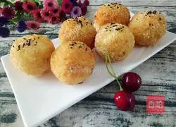 Illustration of how to make fried rice balls 1