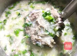 Illustration of how to make beef and vegetable porridge 10