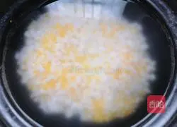 Illustration of how to make corn grits porridge 6