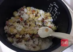 Illustration of how to make potato and bacon braised rice 11