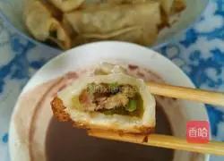 Illustration of Homemade Pot Stickers 13