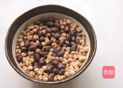 Illustration of how to make nourishing and dehumidifying rice cereal 2