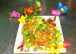 Illustration of hometown braised noodles 8