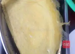 Illustration of how to make spring rolls 1