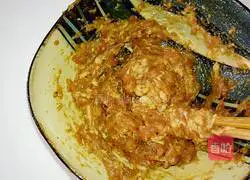 Illustration of how to make pot stickers 8