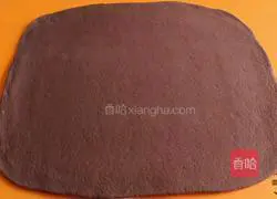 Illustration of how to make two-color flower rolls 6