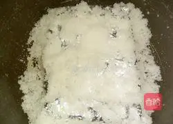 Illustration of how to make rice cooker salt-baked chicken wings 9