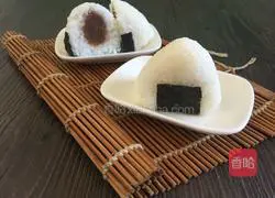 Illustration of how to make Japanese rice balls 6