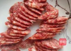 Illustration of how to make sausage clay pot rice 2