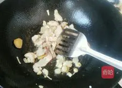 Illustration of how to make braised beans and noodles 3