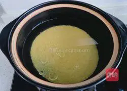 Illustration of how to make millet and yam porridge 3