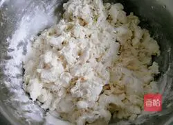 Illustration of how to make sesame sauce and milk-flavored flower rolls 4