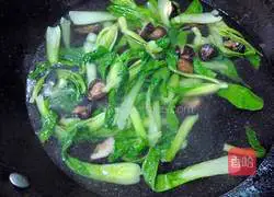 Illustration of how to make rice noodles with sliced ​​meat 6