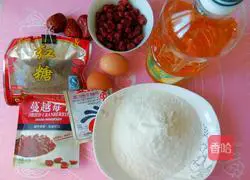 Brown sugar, jujube and cranberry Illustration of how to make hair cake 1