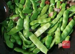 Illustration of braised noodles 3