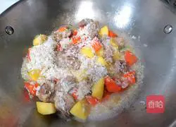 Illustration of how to make braised pork ribs with rice 5