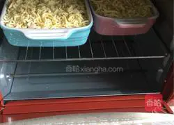 Illustration of how to make beef and shrimp baked rice 11