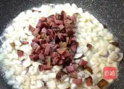 Sichuan - Sausage and Porcini Mushroom Braised Rice Recipe Illustration 7