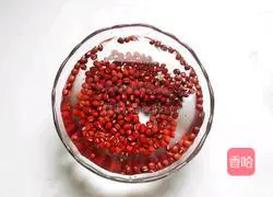 Illustration of how to make red bean, barley and millet porridge 3