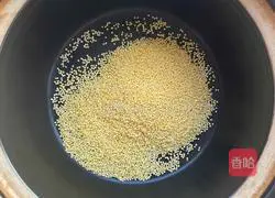 How to make millet and red date porridge Illustration 4