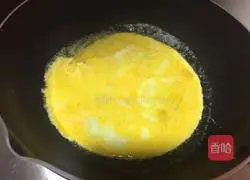 Illustration of how to make baguette burgers 3 