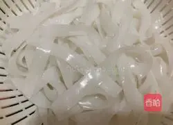 Illustration of how to make fried rice noodles 2