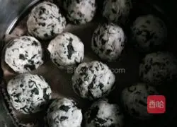 Illustration of how to make sweet potato leaf wowotou 2