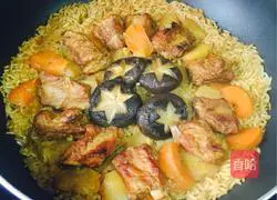  Illustration of how to make braised rice with potatoes and pork ribs 10