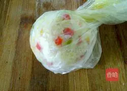 Illustration of how to make seaweed rice balls 6