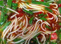 Illustration of how to make small pot rice noodles 1