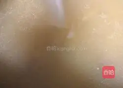 Baby Complementary Food: Corn Grits and Pork Ribs Porridge Recipe Illustration 5