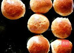 Illustration of how to make homemade hamburgers 15