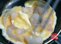 Illustration of how to make shrimp and purple rice porridge 5