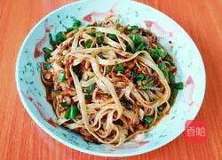 Illustration of how to make spicy cold noodles 6