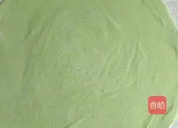 Illustration of how to make contrasting ham and chive rolls 3