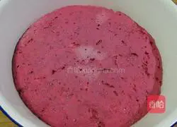 Illustration of how to make rose rolls 2