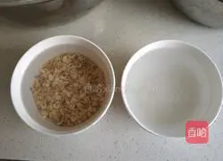 Illustration of how to make oatmeal and pumpkin porridge 1