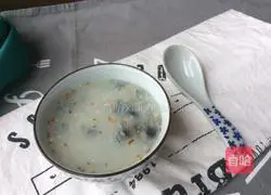 Illustration of how to make preserved egg porridge 5