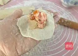 Illustration of how to make Shanghai pot stickers 4