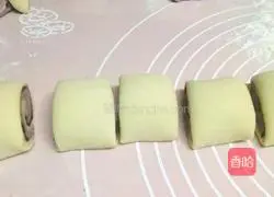 Illustration of how to make two-color Hanamaki (Oreo flavor) 16