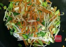Illustration of how to make fried rice noodles 5