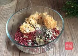 Illustration of how to make white fungus mixed rice porridge 1