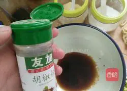 Illustration of Li's Homemade Spicy Rice Noodles 7