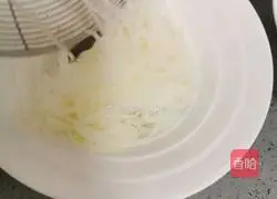 Three Fresh Chicken Soup Noodles Recipe Illustration 15