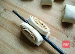 Illustration of how to make sesame rolls 17