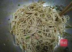 Illustration of how to make cold noodles with mung bean sprouts 5