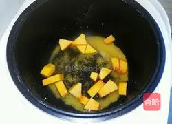 Illustration of how to make pumpkin millet porridge 3